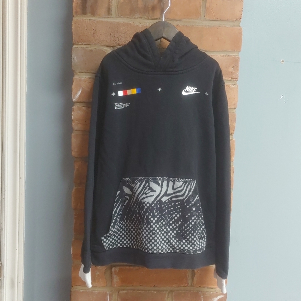 Nike Kids Pullover AR Basketball Hoodie In Black Youth Size Large